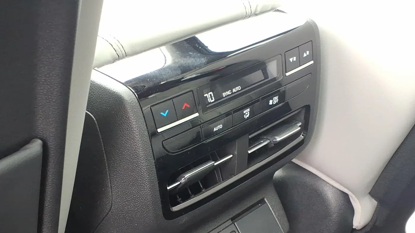 2025 Acura MDX SH-AWD w/Tech