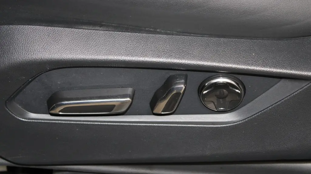 2023 Acura MDX SH-AWD w/Tech