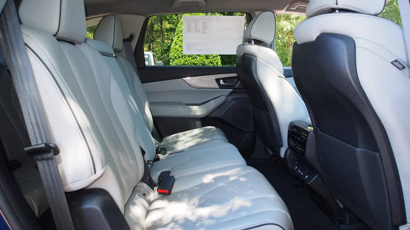 2023 Acura MDX SH-AWD w/Advance