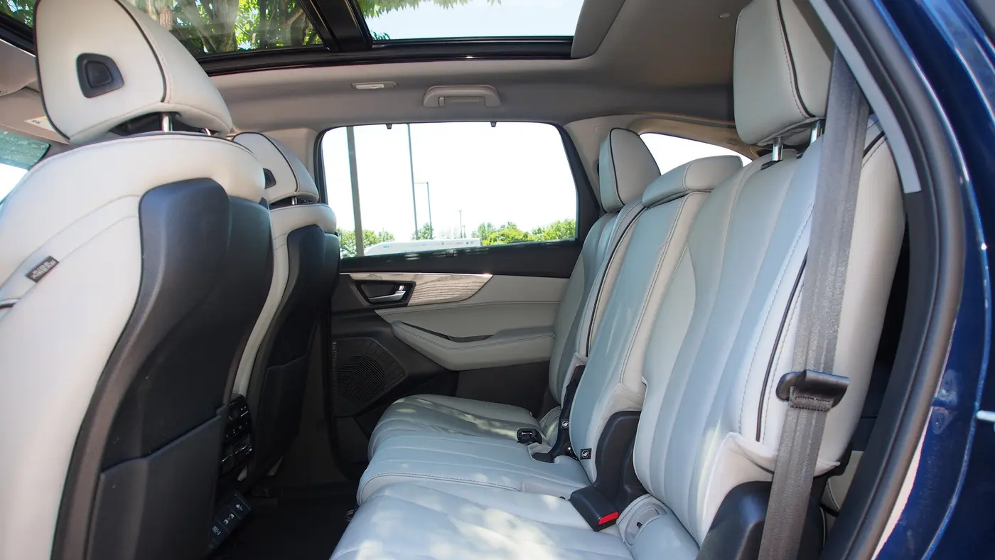2023 Acura MDX SH-AWD w/Advance