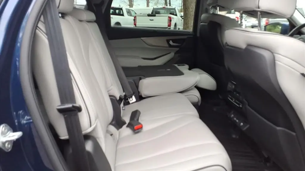 2023 Acura MDX SH-AWD w/Advance