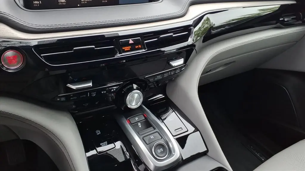 2023 Acura MDX SH-AWD w/Advance