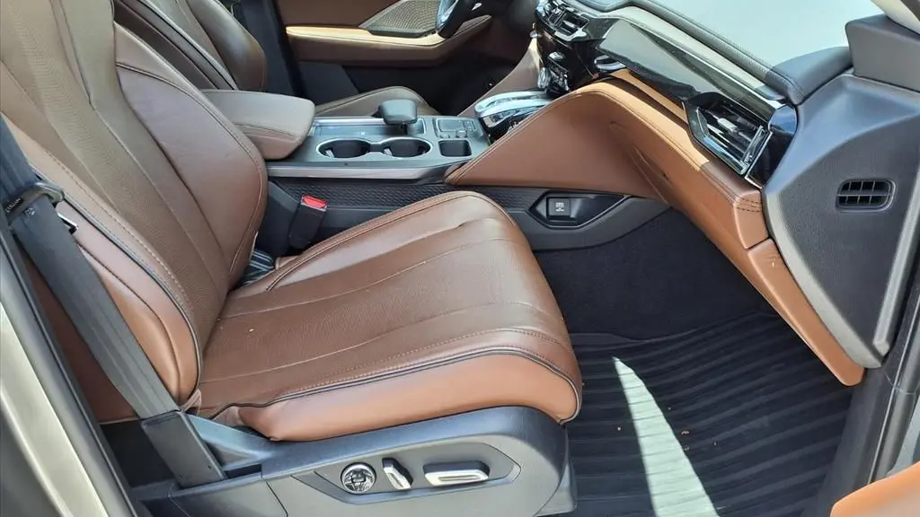2023 Acura MDX SH-AWD w/Advance
