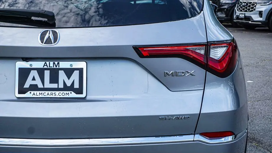 2023 Acura MDX SH-AWD w/Advance