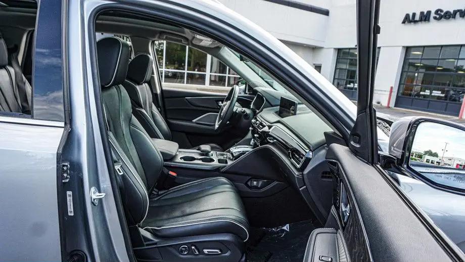 2023 Acura MDX SH-AWD w/Advance