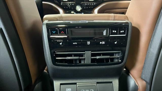 2026 Acura MDX SH-AWD w/Advance