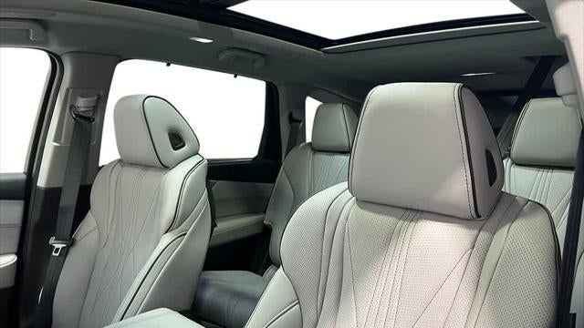 2026 Acura MDX SH-AWD w/Advance
