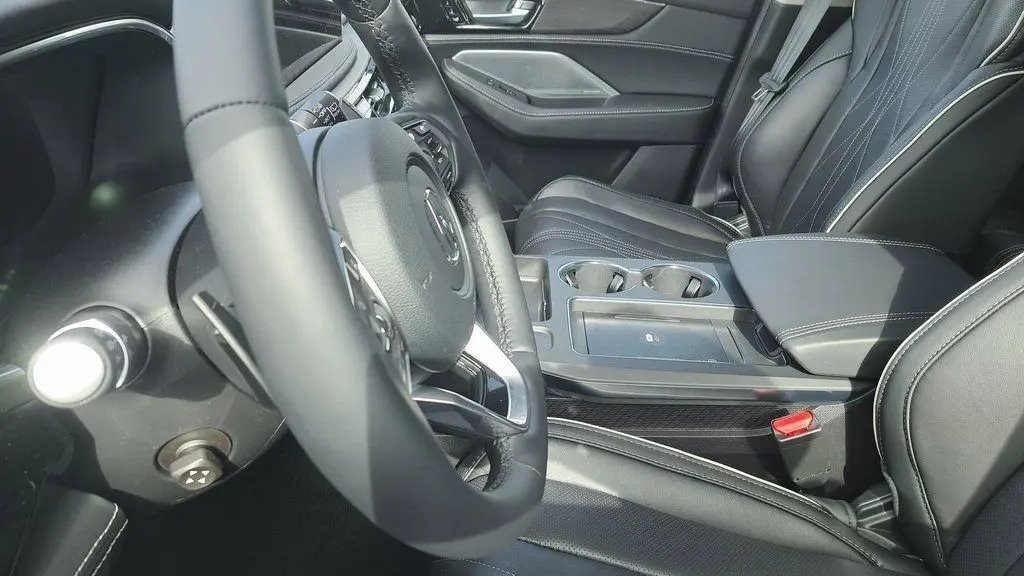 2026 Acura MDX SH-AWD w/Advance