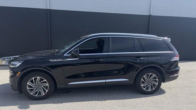 Preowned 2023 Lincoln Aviator Livery for Sale