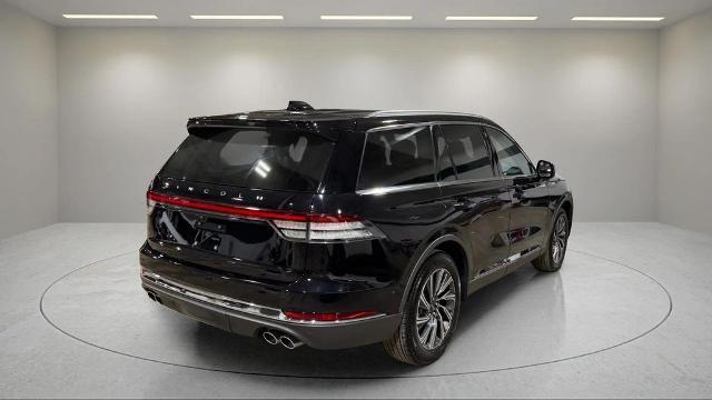 2025 Lincoln Aviator Livery