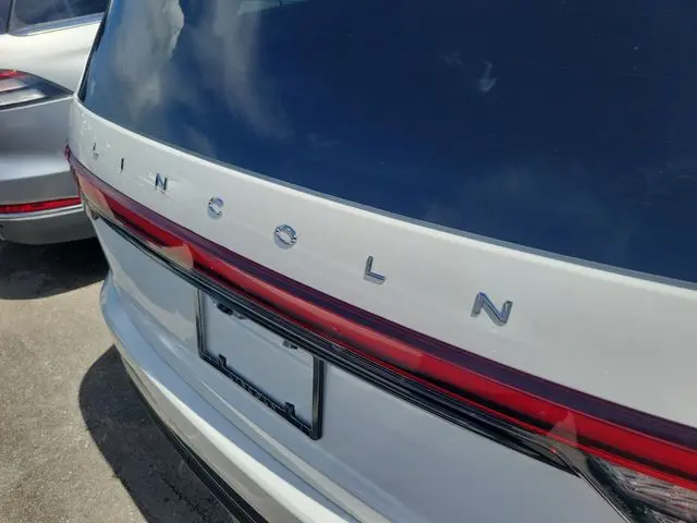 2025 Lincoln Aviator - $49,990