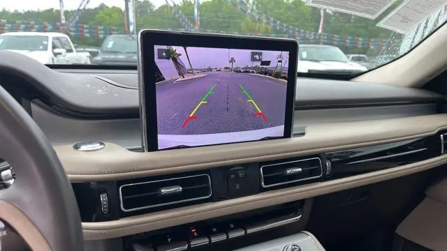 2023 Lincoln Aviator Standard