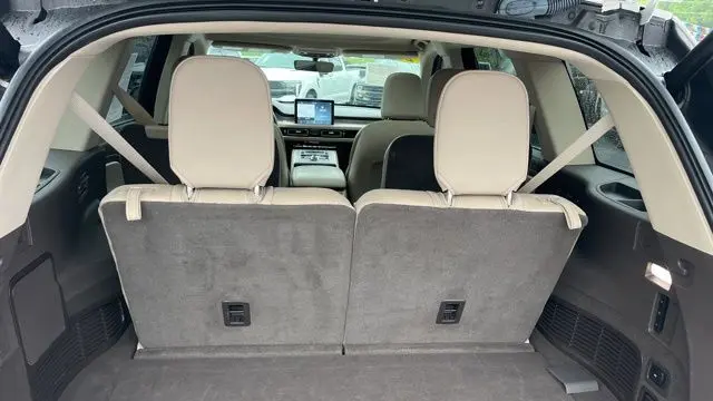 2023 Lincoln Aviator Standard