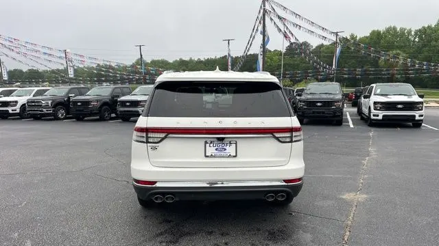 2023 Lincoln Aviator Standard