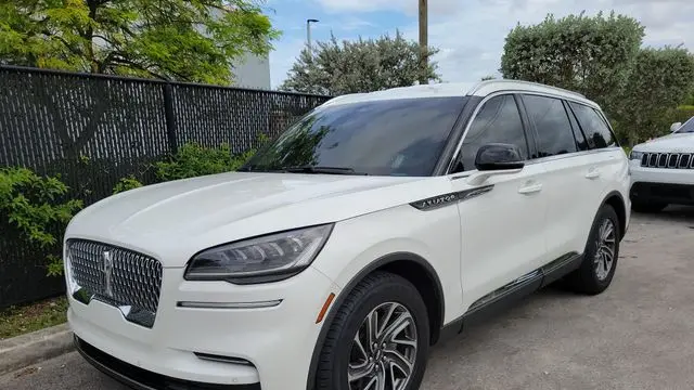 2023 Lincoln Aviator Standard