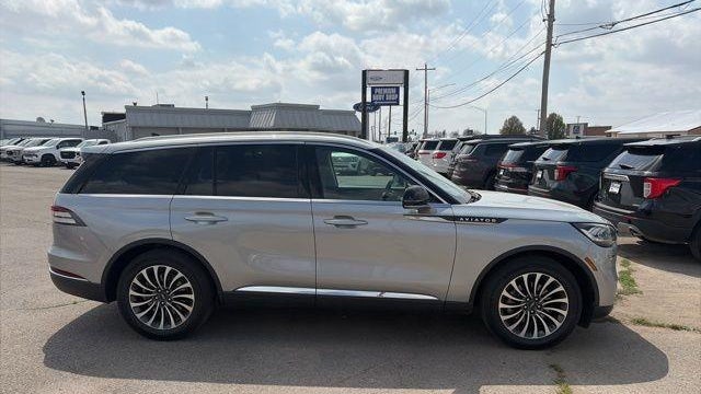 2024 Lincoln Aviator Premiere