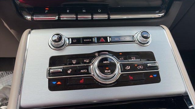 2024 Lincoln Aviator Premiere