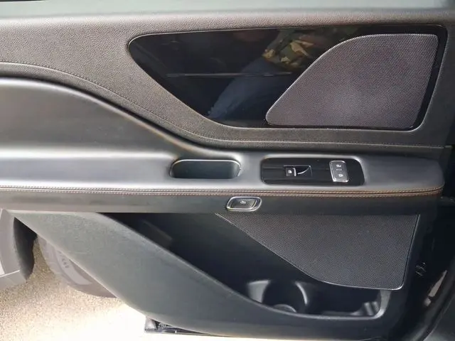 2023 Lincoln Aviator - $36,990