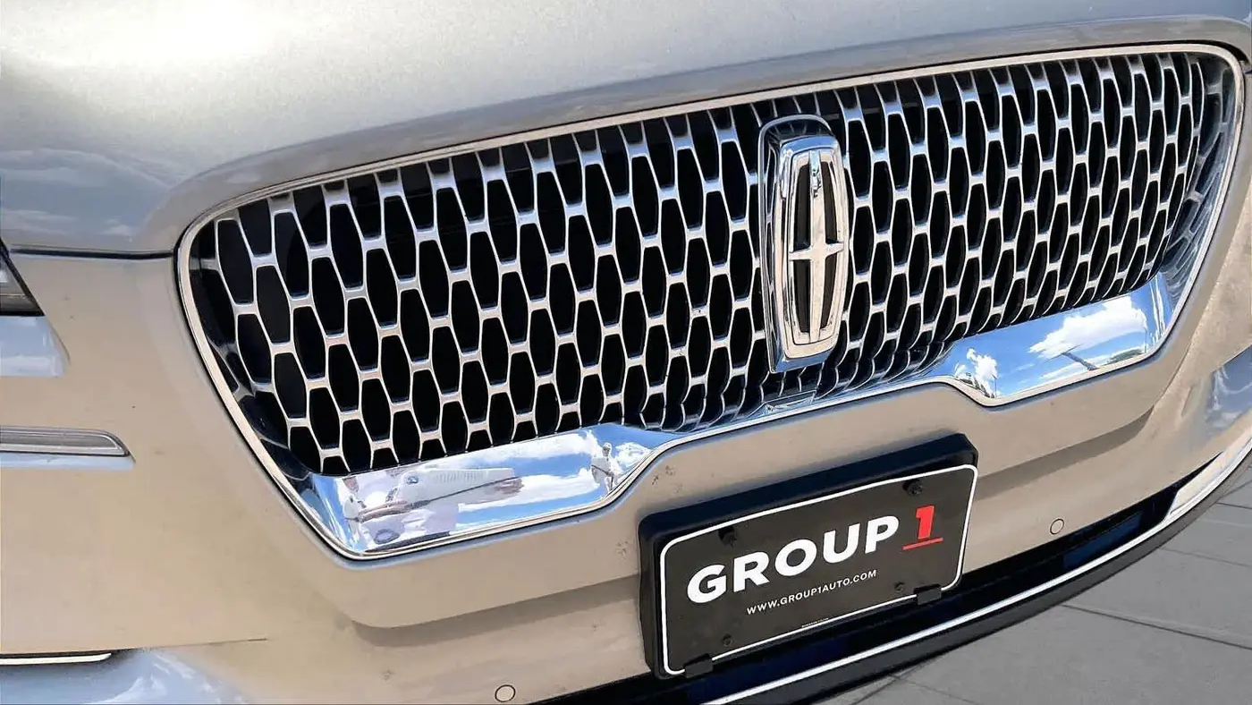 2023 Lincoln Aviator Standard