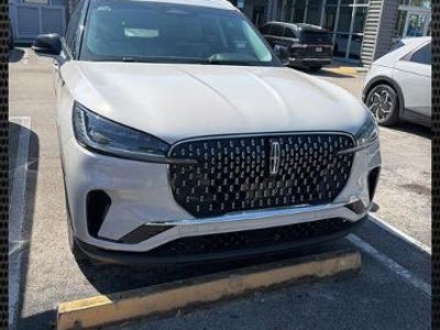 Photo of a 2025 Lincoln Aviator Premiere 4DR SUV for sale