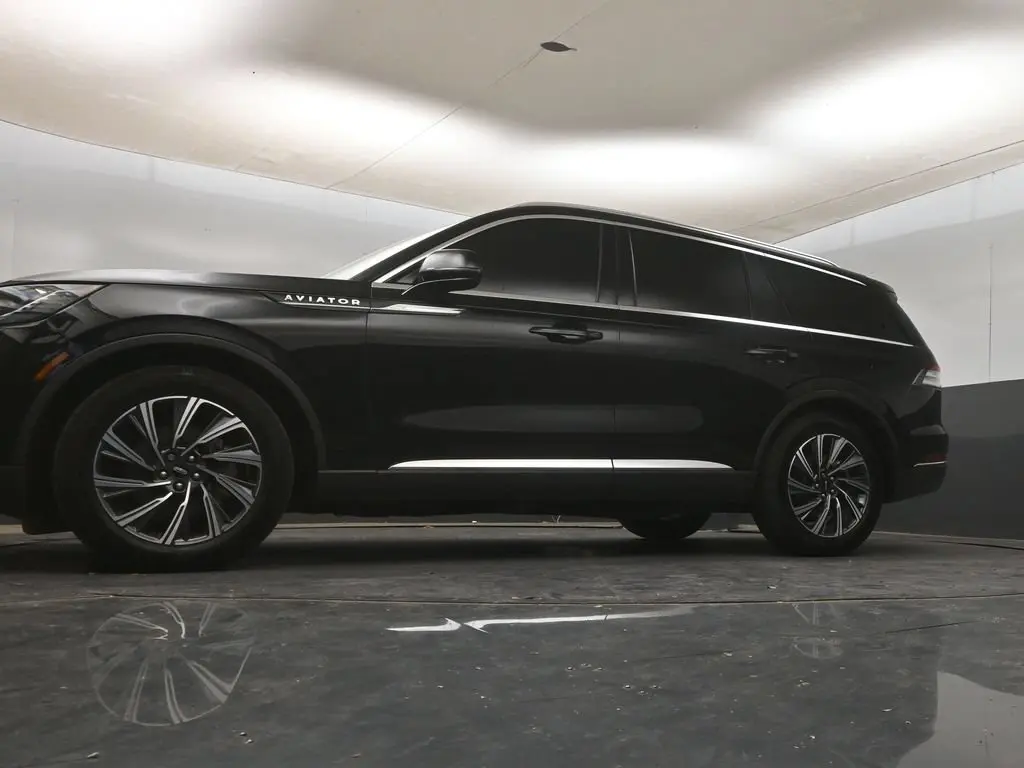2025 Lincoln Aviator - $51,480