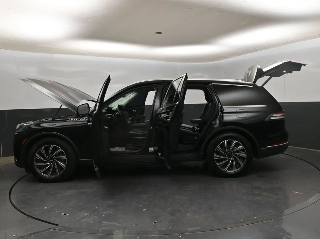 2025 Lincoln Aviator - $51,480