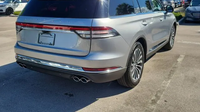 2024 Lincoln Aviator Premiere