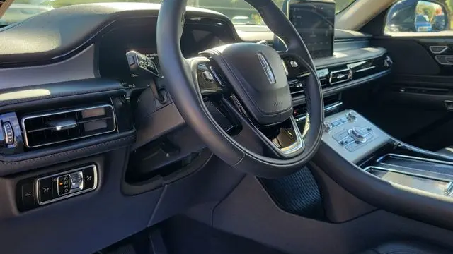 2024 Lincoln Aviator Premiere