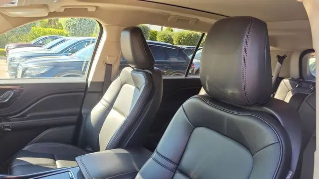 2024 Lincoln Aviator Premiere