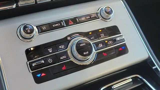 2024 Lincoln Aviator Premiere