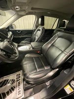 2025 Aviator Thumbnail 10