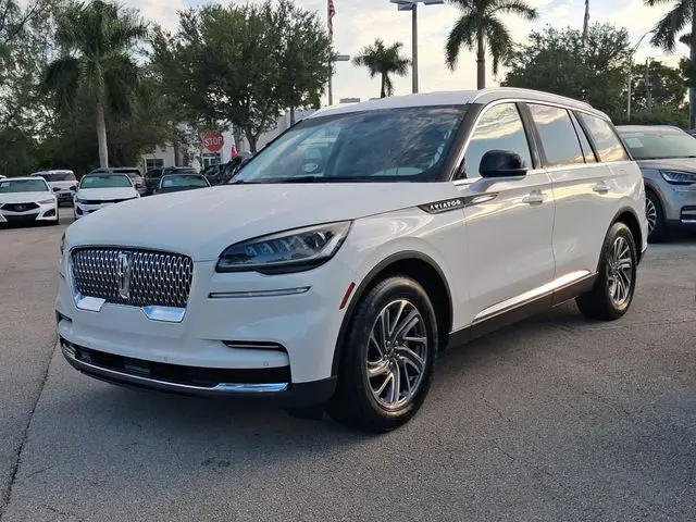 2020 Lincoln Aviator - $21,990
