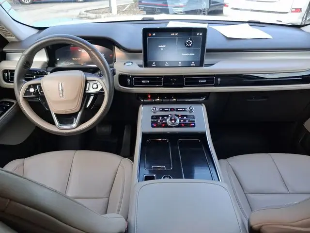 2020 Lincoln Aviator - $21,990