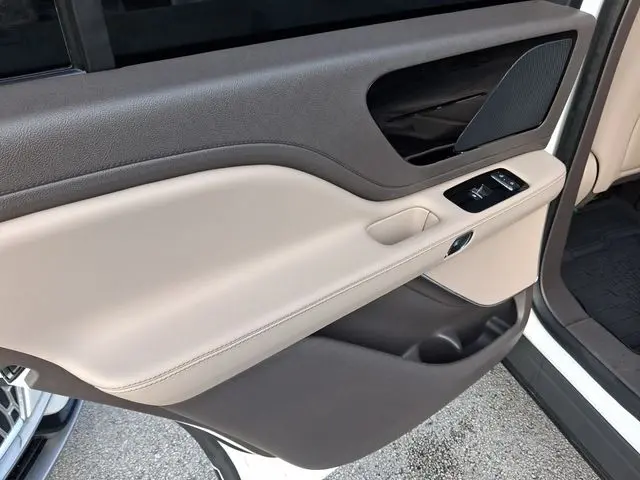 2020 Lincoln Aviator - $21,990