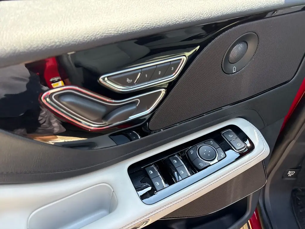 2025 Lincoln Aviator - $52,400