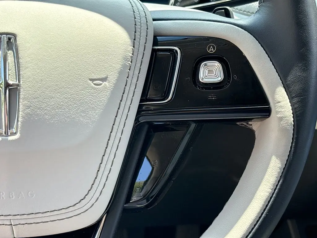 2025 Lincoln Aviator - $52,400