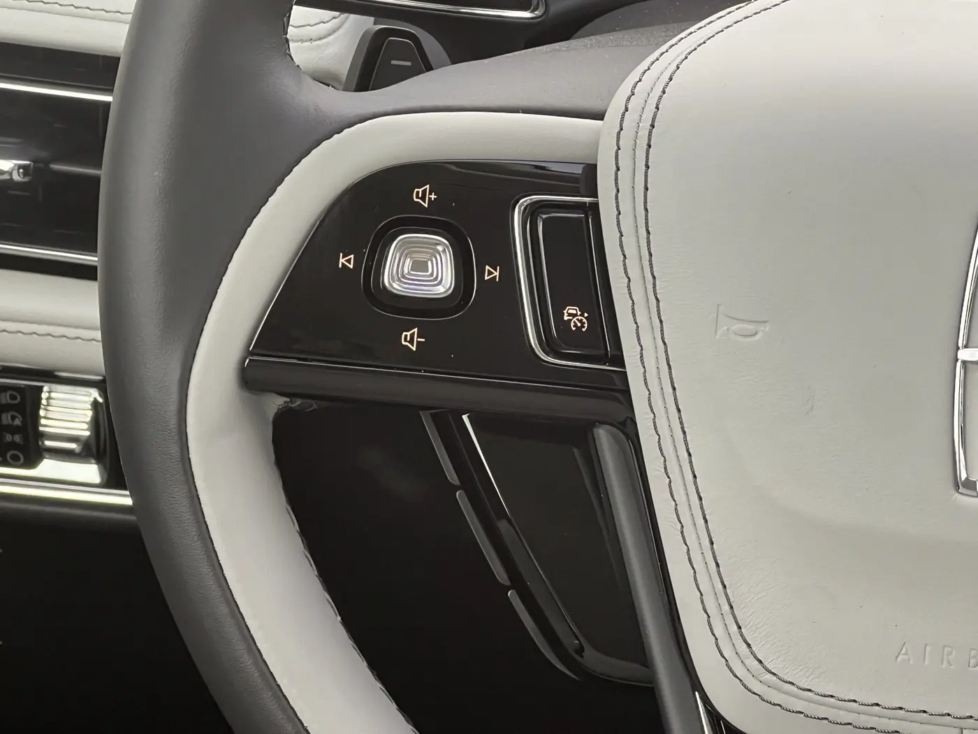 2026 Lincoln Aviator - $57,221