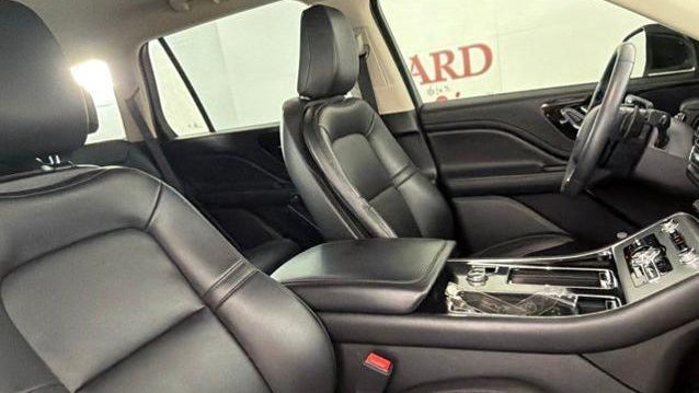2023 Lincoln Aviator Standard