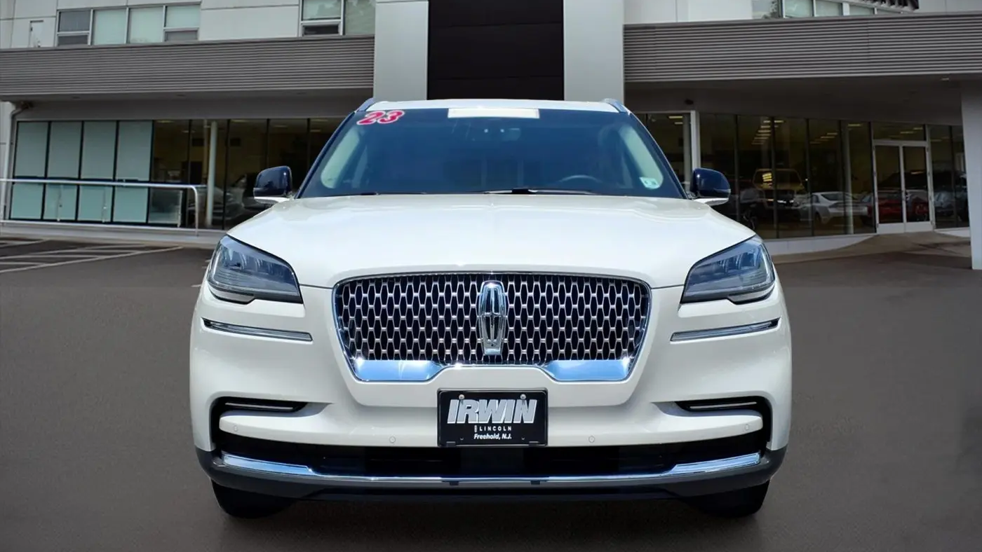 2023 Lincoln Aviator Standard