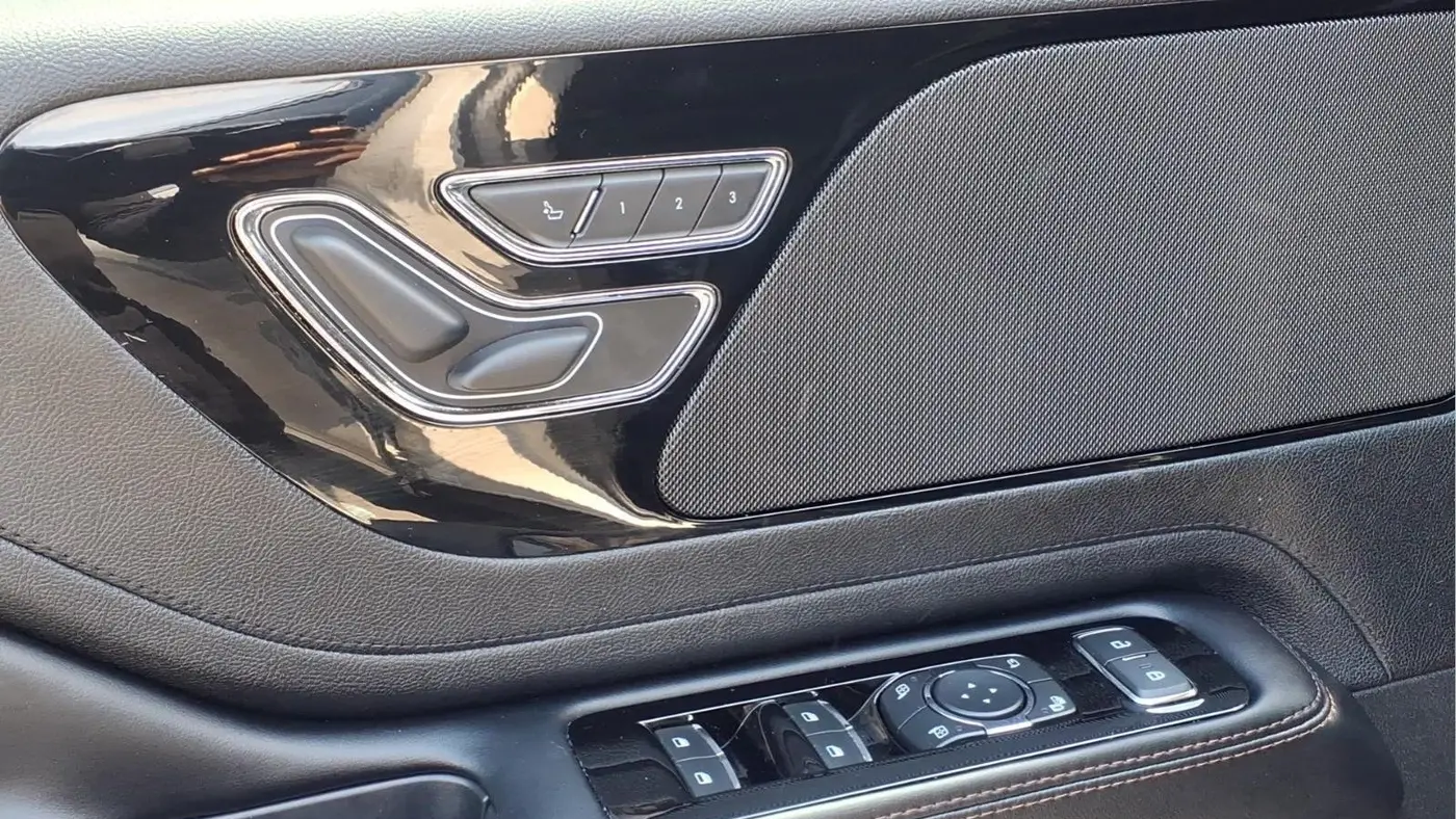 2023 Lincoln Aviator Standard