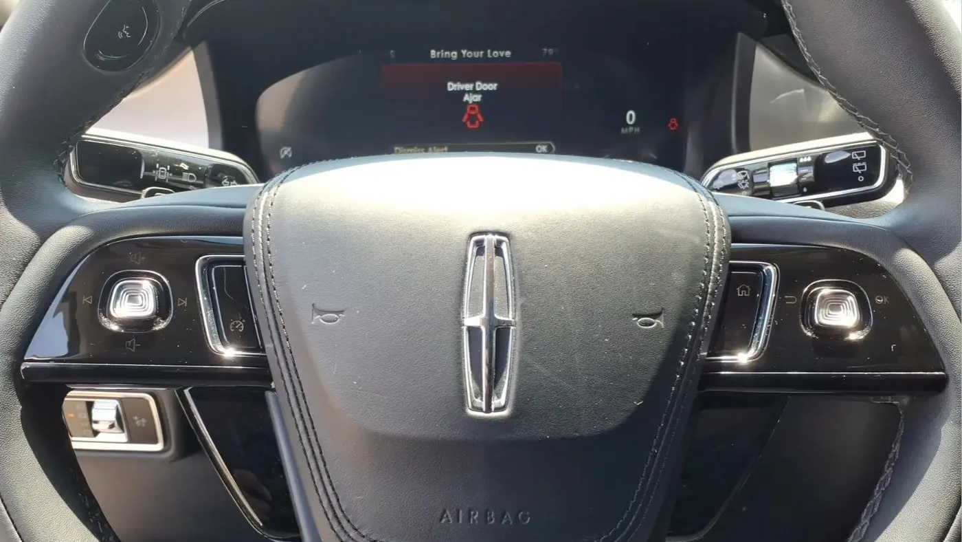 2023 Lincoln Aviator Standard