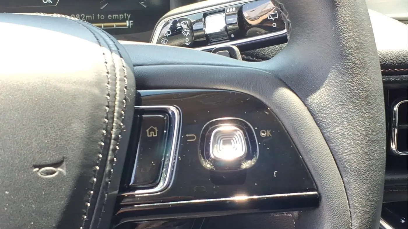2023 Lincoln Aviator Standard