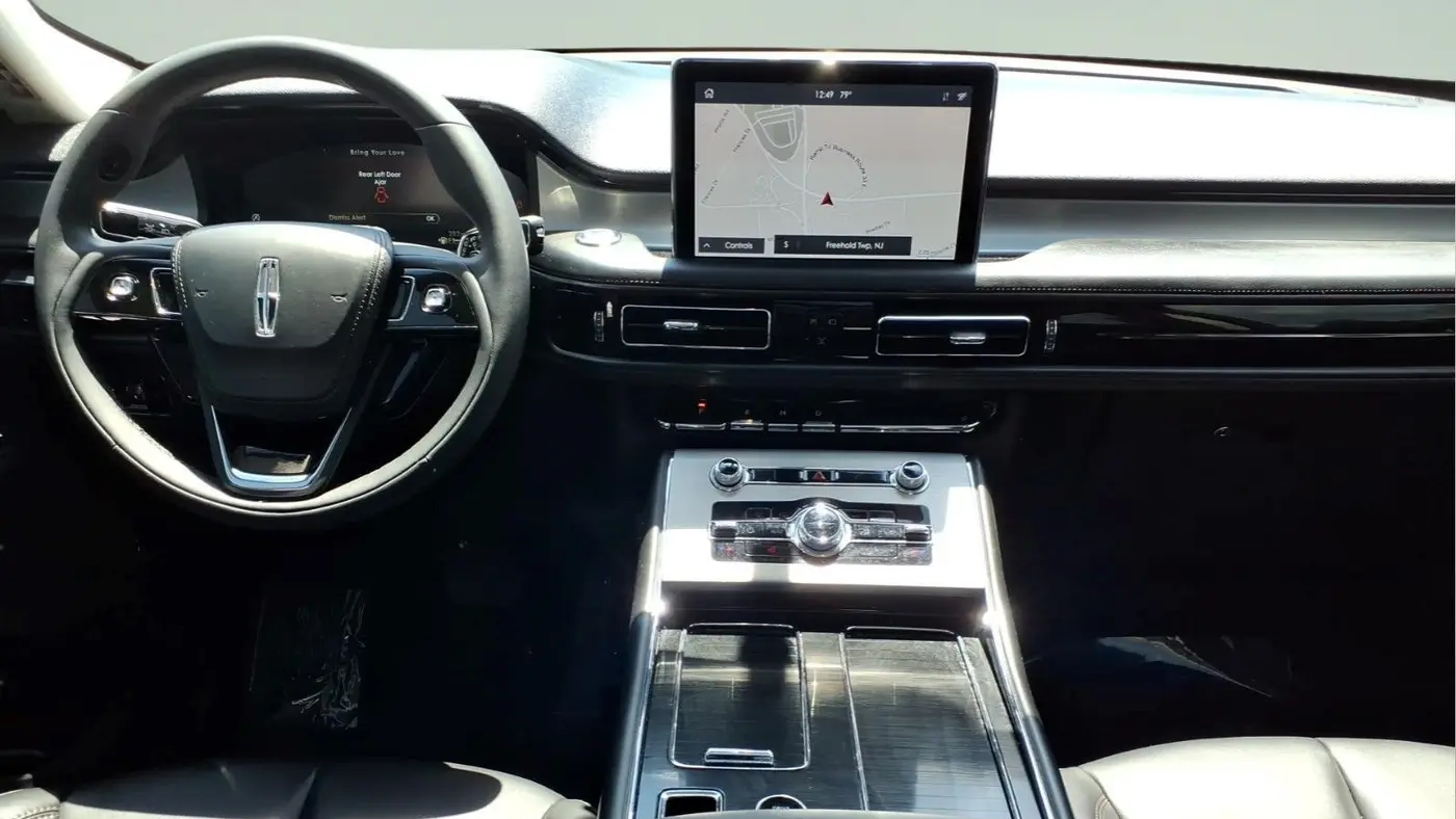 2023 Lincoln Aviator Standard