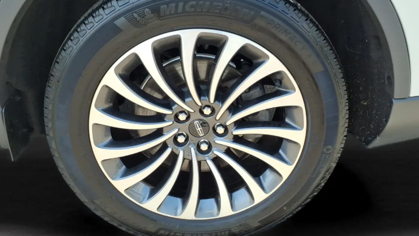 2023 Lincoln Aviator Standard