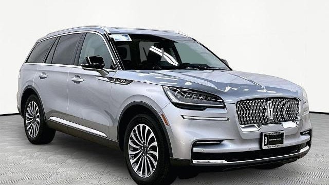 2023 Lincoln Aviator Standard