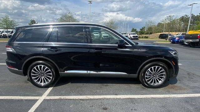 2023 Lincoln Aviator Standard