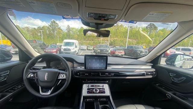 2023 Lincoln Aviator Standard