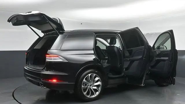 2025 Lincoln Aviator Premiere
