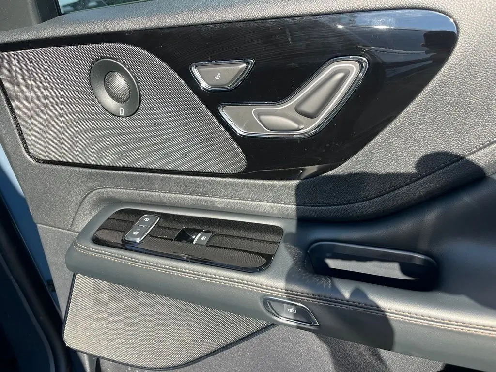 2026 Lincoln Aviator - $61,001