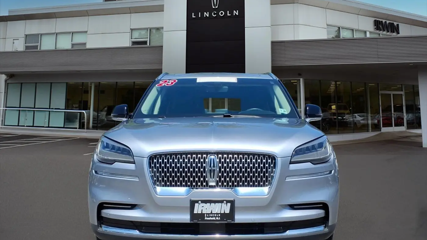 2023 Lincoln Aviator Standard